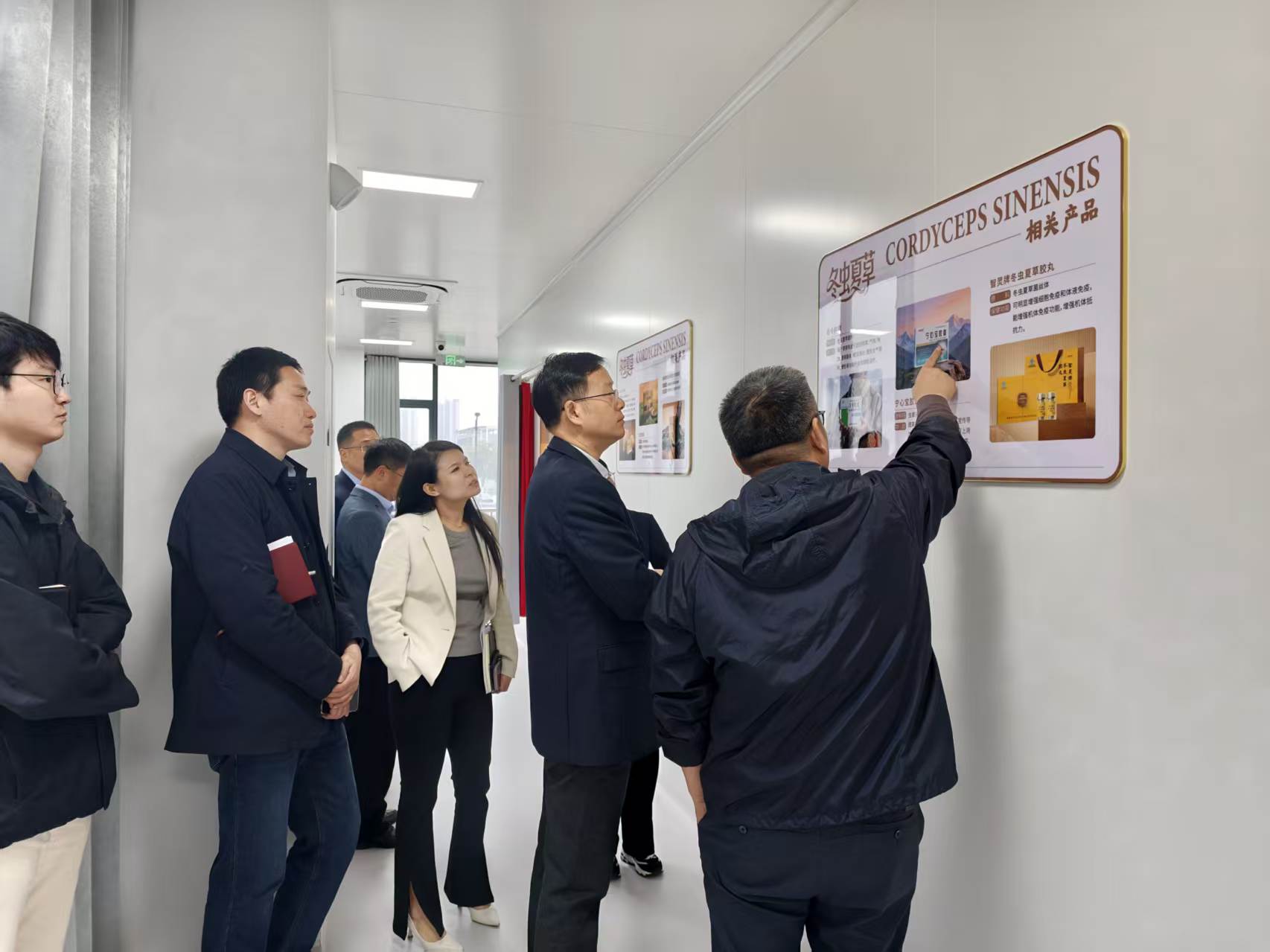 包河区委书记周天斌莅临8868体育调研指导工作！